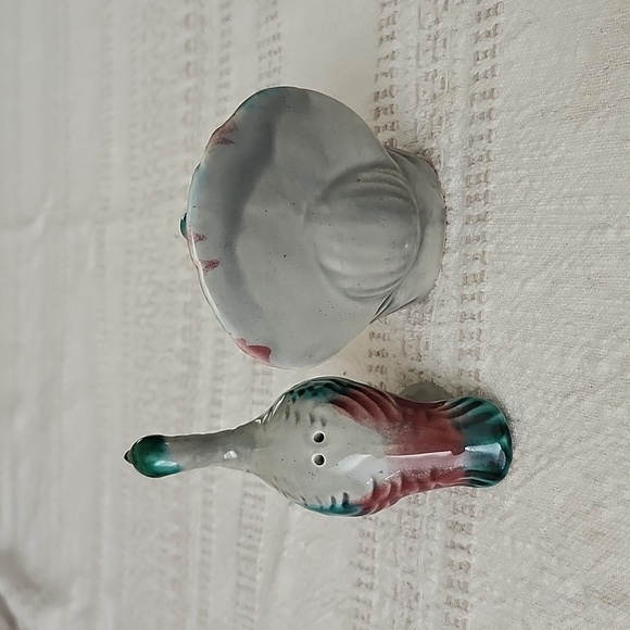 Vintage Salt and Pepper Shakers Turkeys Holiday Ceramics - Picture 3 of 6